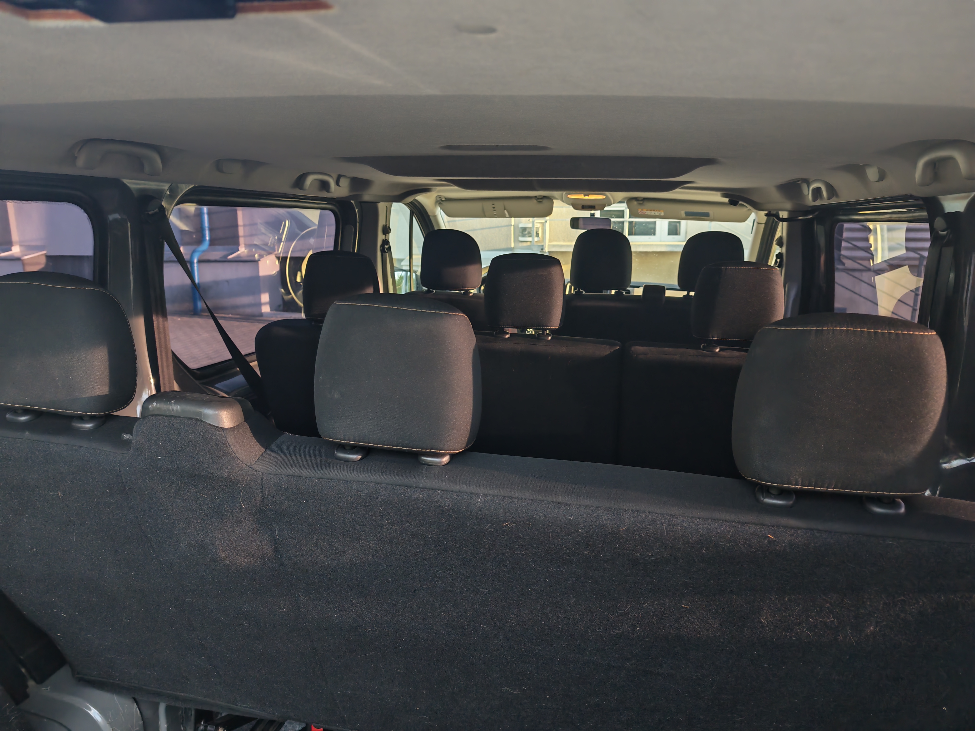 Renault Trafic III 1.6 dCi až pro 9 osob — foto 6